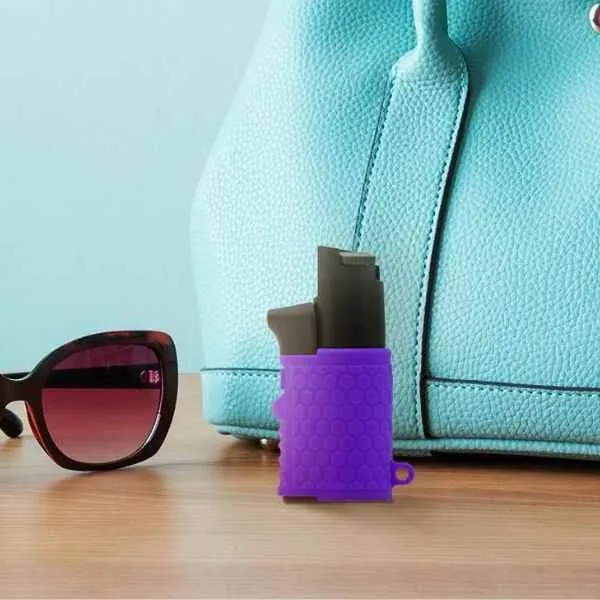 Light 'Em Up Pepper Spray and Flashlight Combo Keyring