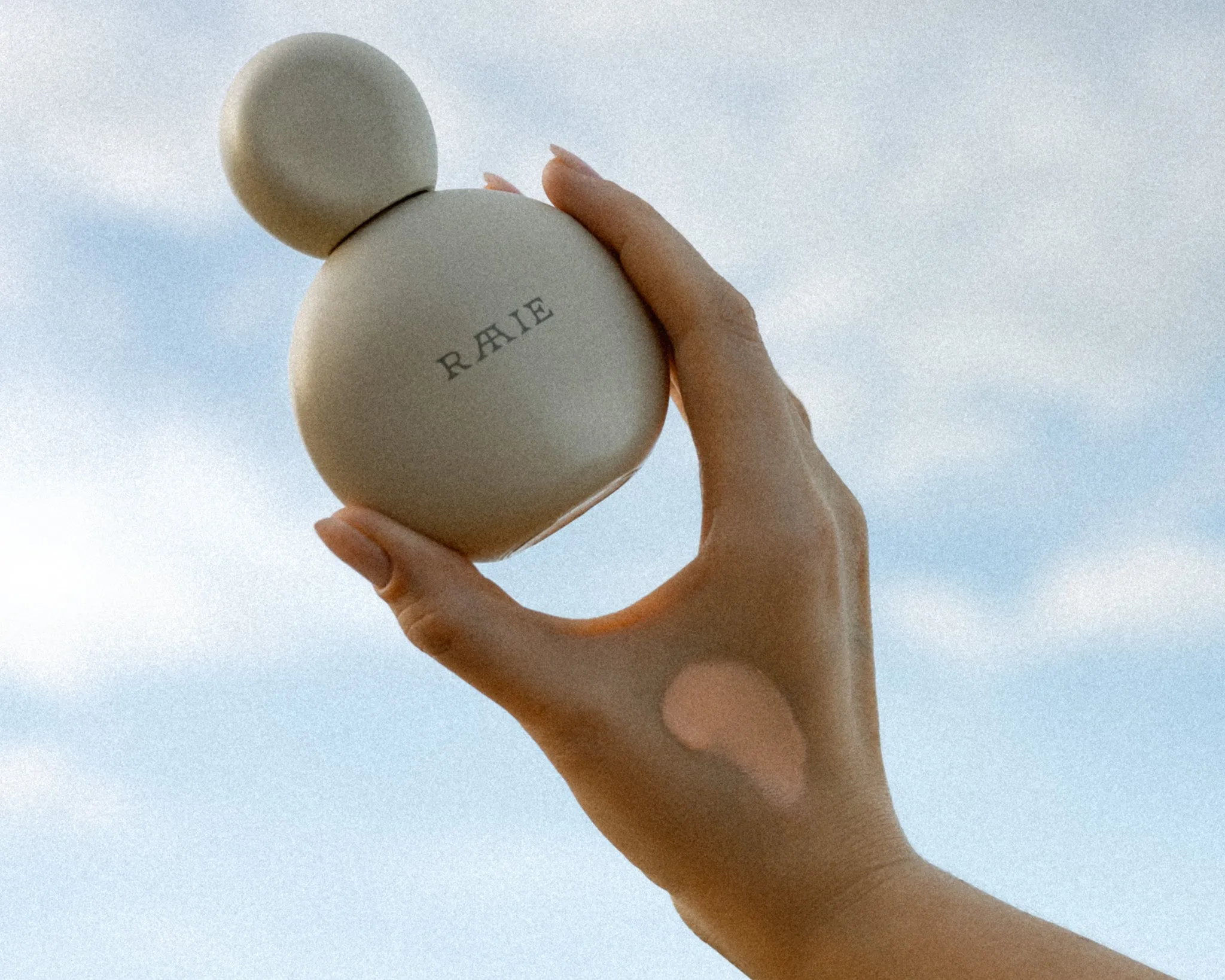 Raaie Skincare | Sun Milk Drops Tinted SPF50