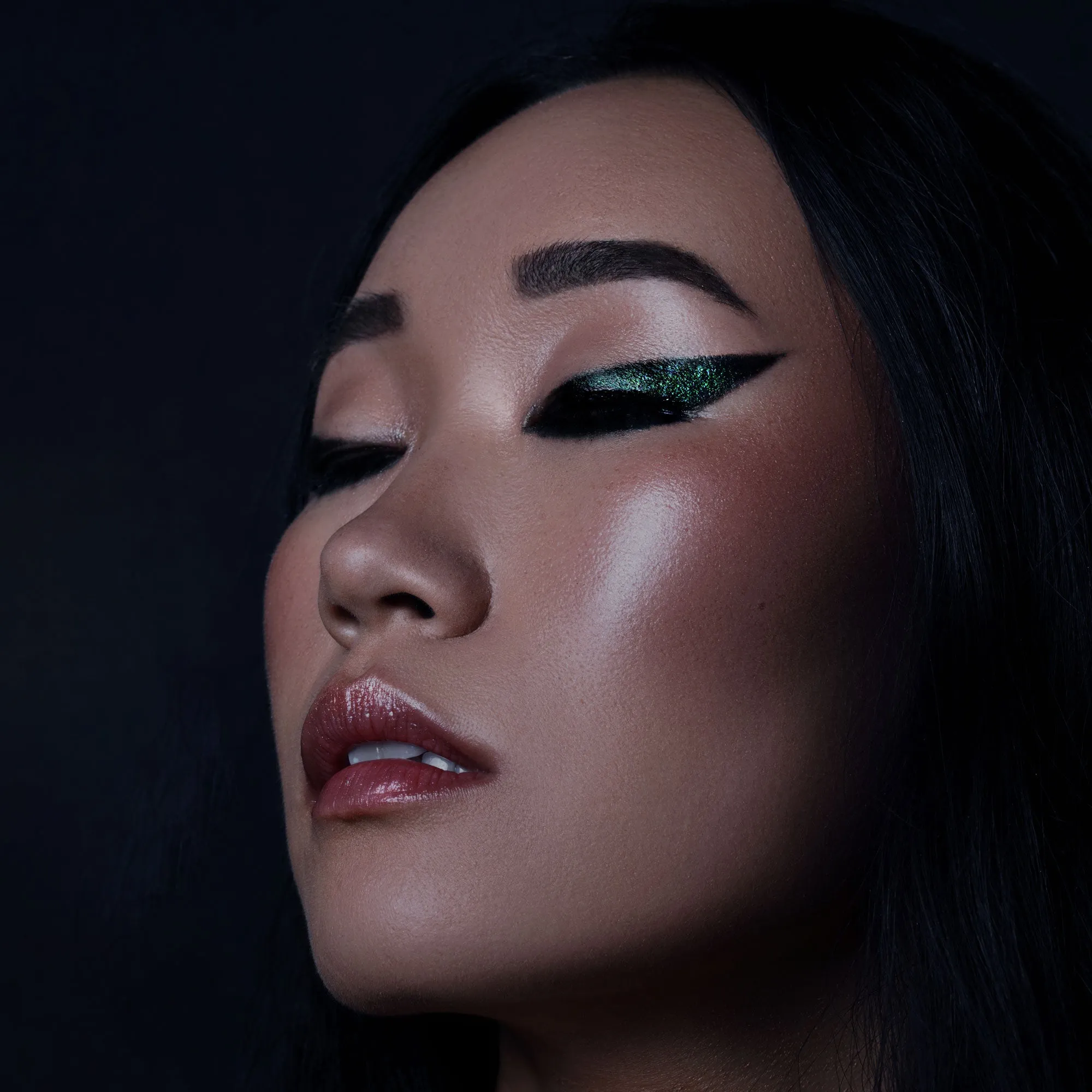 Thorn Bite Peptide Plump Crème Lip Oil: Night Rose